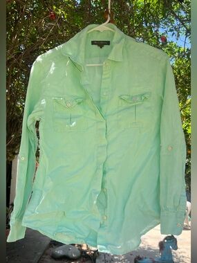 Tommy Bahama Mint Green Linen Button-Up Shirt